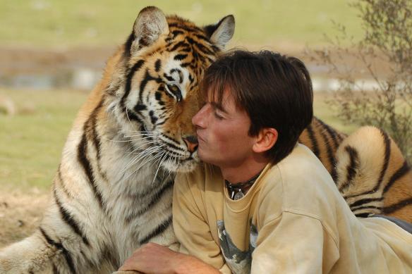 665591_10151265327464549_1608618069_o